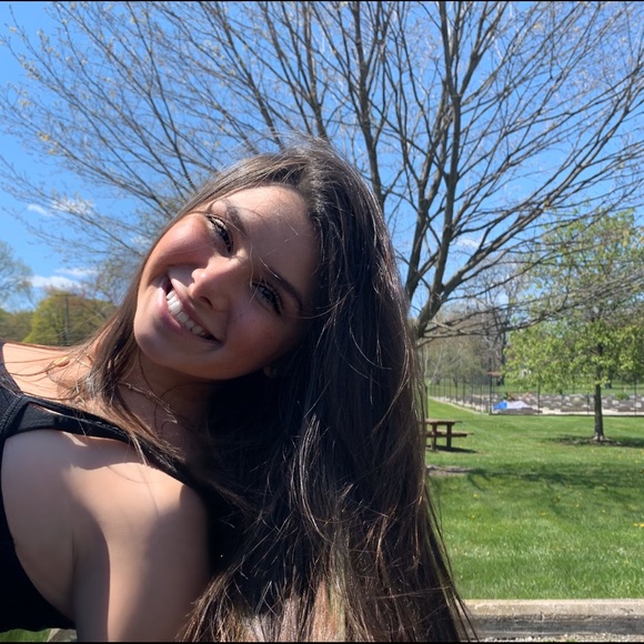 Meet your Posher, Bianca - Picture 1 of 1